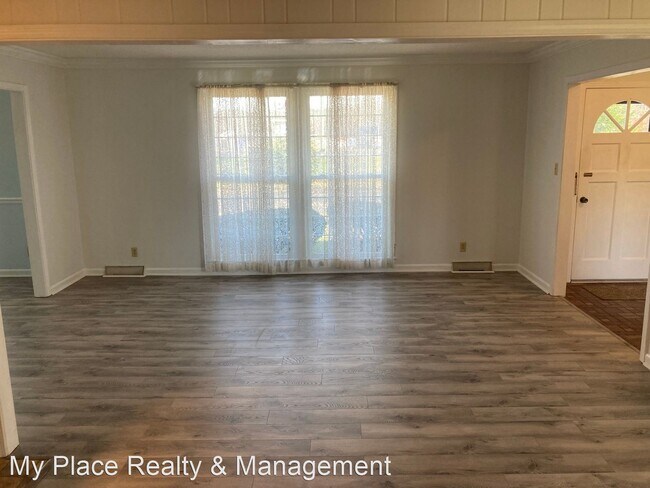 Building Photo - 3 br, 2 bath House - 118 Richview Rd