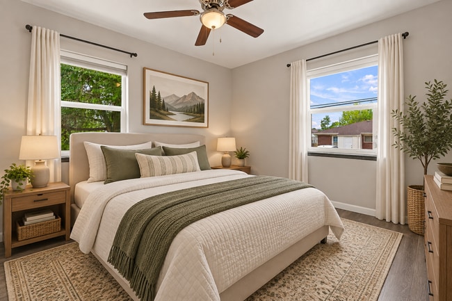 Building Photo - $1,890.95, 2 Beds - 2 Bath, Duplex in Denver with Washer and Dryer!