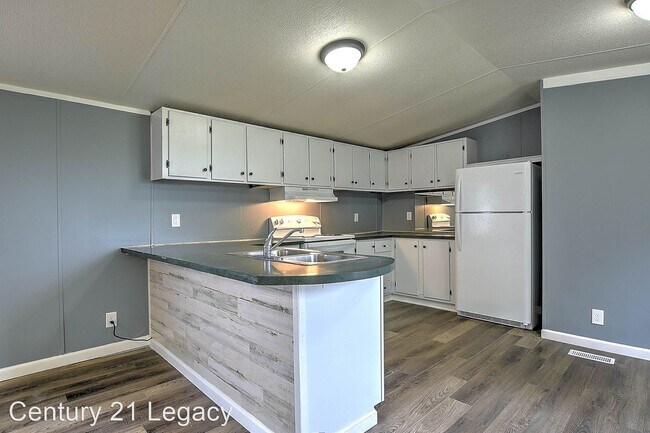 Building Photo - 3 br, 2 bath House - 205 Burnett Chapel Ln