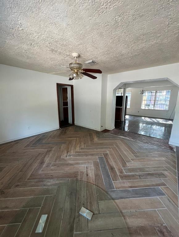 Building Photo - 11301 Bannister Ln