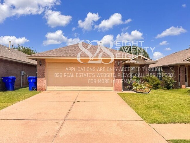 Foto del edificio - *TOURING NOW!* Very Nice 3 Bed/2 Bath Single Family Home in Norman!