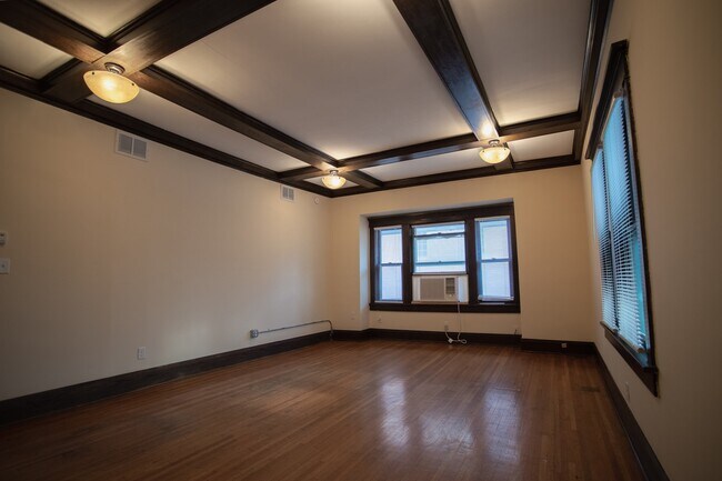 Foto del edificio - 121 N 38th Ave