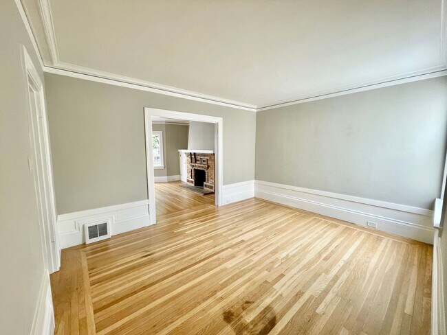 Foto del edificio - Pristine 3BR + Bonus Rooms/2BA - Ocean Vie...