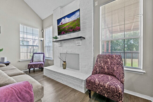 Building Photo - 2715 Woodlark DriveBEDROOM 2A - 768965