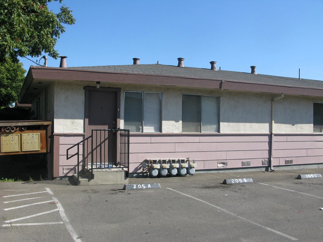 Foto principal - 181-211 Pacific Ave