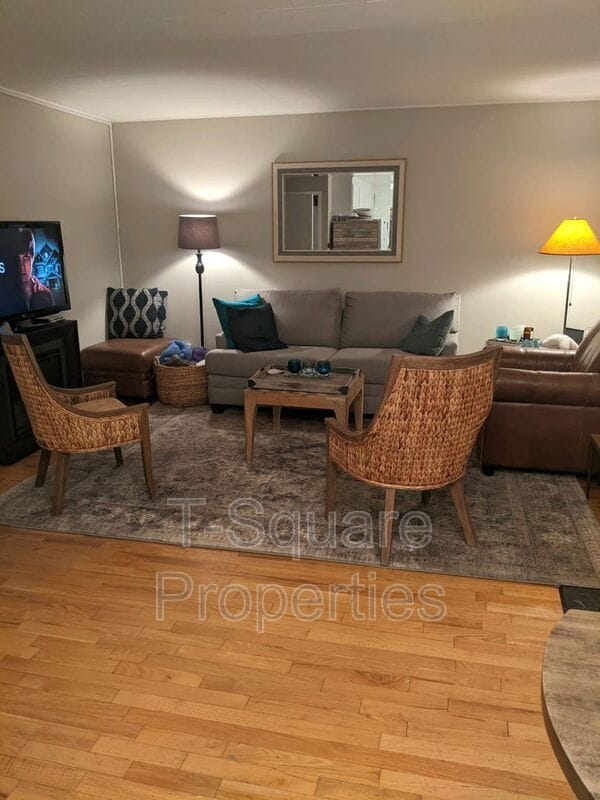 Photo - 223 Dayton St House