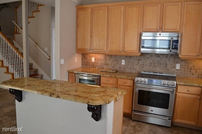 Foto del edificio - 4 br, 3 bath House - 3297 Red Ash Cir UNIT