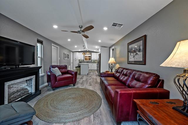 Foto del edificio - 269 Sherman Dr