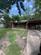 Building Photo - 4016 Marshall Dr