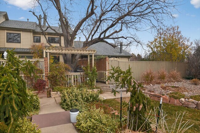 Foto del edificio - 770 Quince Cir