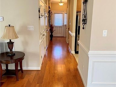 Building Photo - 1248 Braybrooke Pl