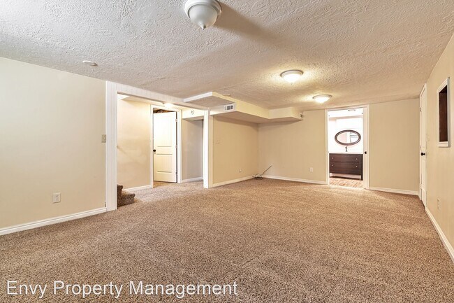 Foto del edificio - 4 br, 2 bath House - 3342 Jackson Ave