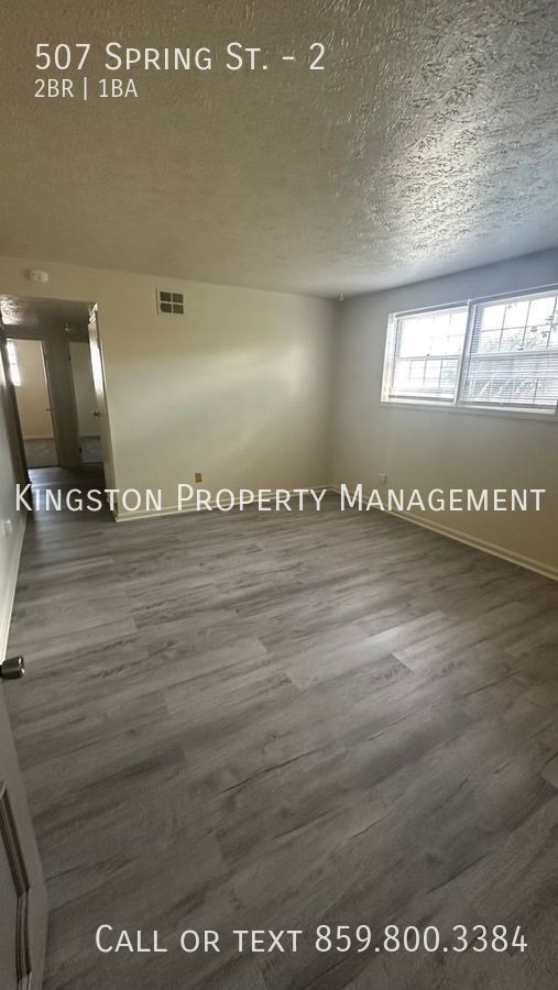 Building Photo - Charming 2 Bedroom Available Now! MOVE-IN ...