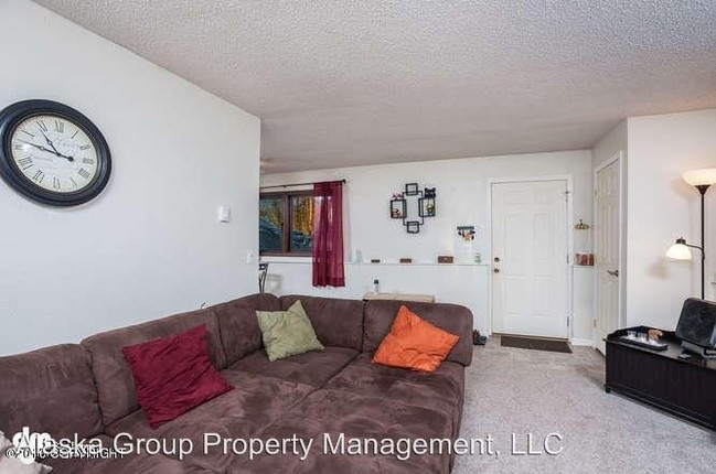 Building Photo - 2 br, 1 bath House - 8632 Boundary Ave P6