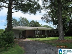 Building Photo - 315 Newaygo St