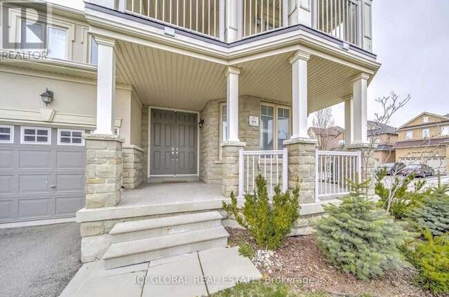 Building Photo - 2 Bowkett Dr