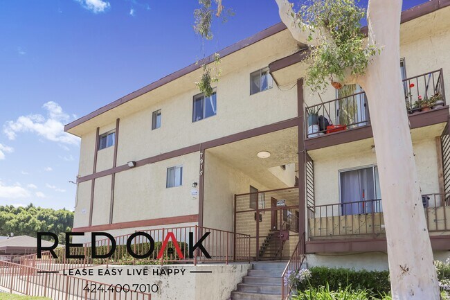 Foto del edificio - 7915 Vineland Ave