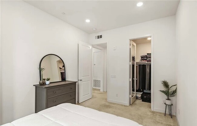 Foto del edificio - 26973 W Prospector Rd