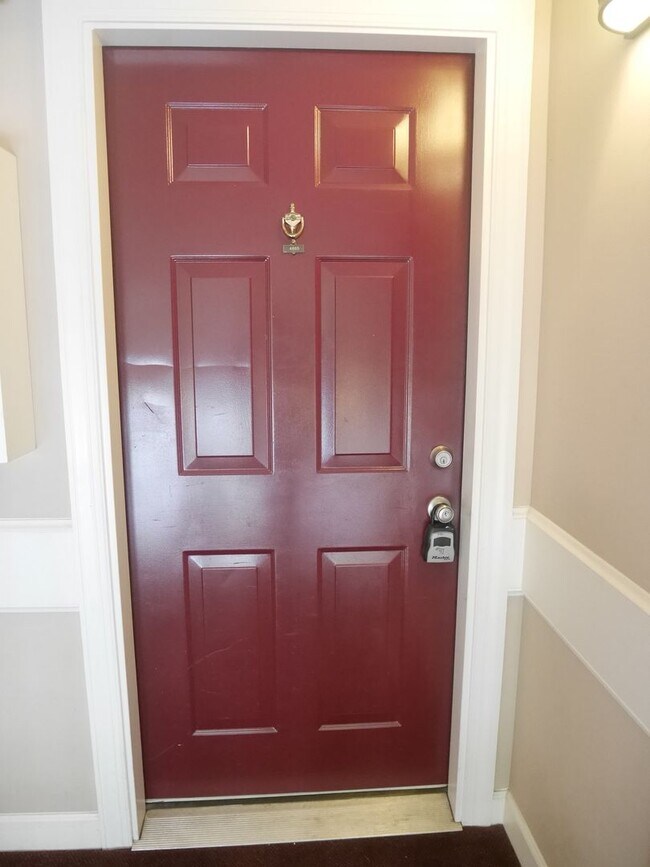 Foto del edificio - Spacious 2 Bedroom Condominium in Owings M...