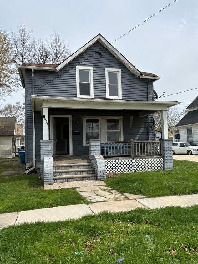 Primary Photo - Section 8 Accepted! 4 BR