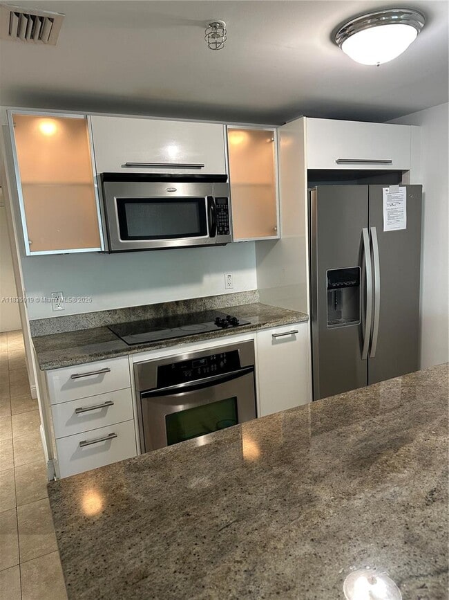 Foto del edificio - 185 SW 7th St