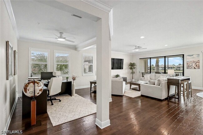 Foto del edificio - 15181 Butler Lake Dr