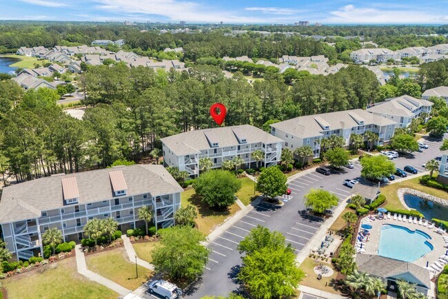 Foto del edificio - “Snowbird & Mid-Term Rental – 2BR Barefoot...