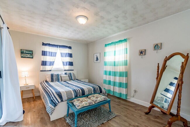 Foto del edificio - 141 California Ave