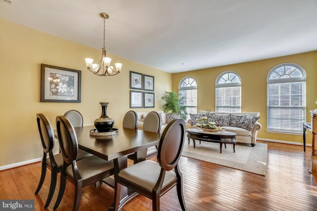 Foto del edificio - 7603 Cherrybark Oak Ln