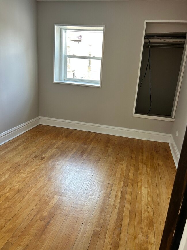 Foto del edificio - 5419 N Ravenswood Ave