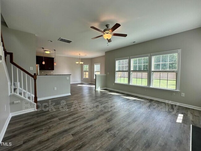 Foto del edificio - 609 Timber Meadow Lake