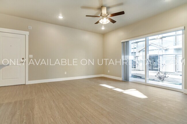 Foto del edificio - 1128 S 820 E