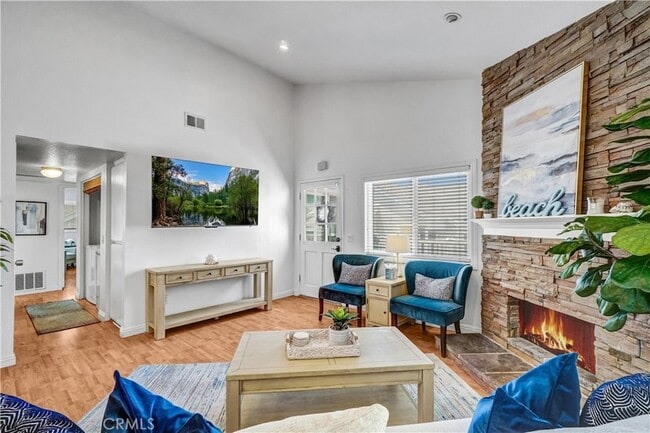 Foto del edificio - 34134 Selva Rd