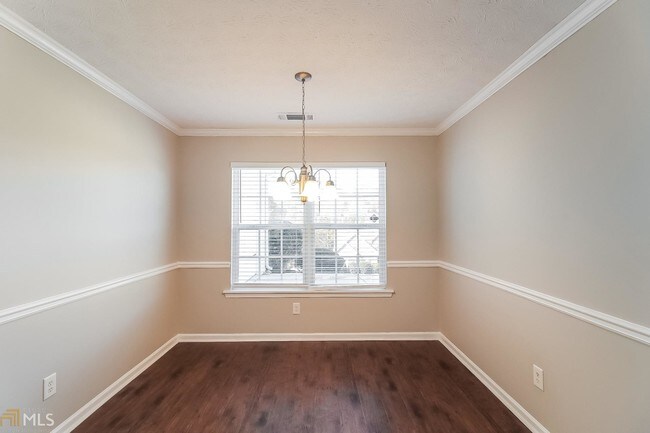 Building Photo - 6353 Aarons Way