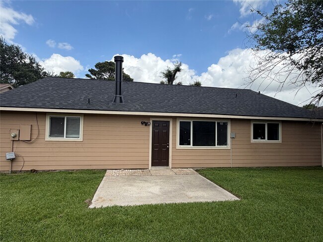 Foto del edificio - 11811 Spruce Mountain Dr