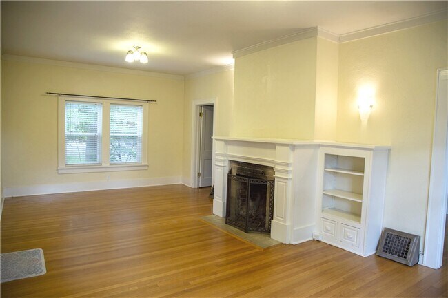 Foto del edificio - 601 Forest Ave