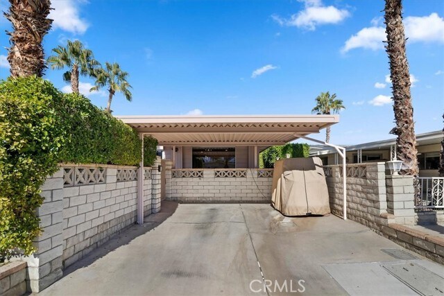 Foto del edificio - 73182 Palm Greens Pkwy
