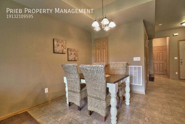 Foto del edificio - 824 S Woodson Ct