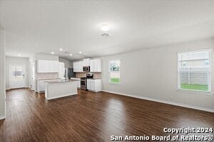 Building Photo - 124 Gravel Gray