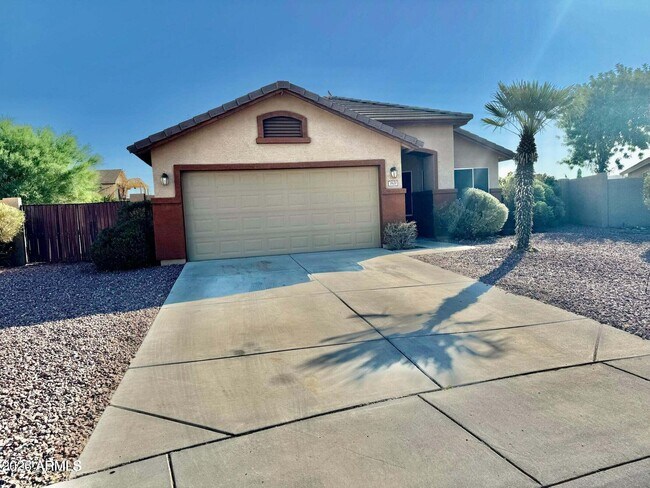 Foto del edificio - 7620 W Foothill Dr