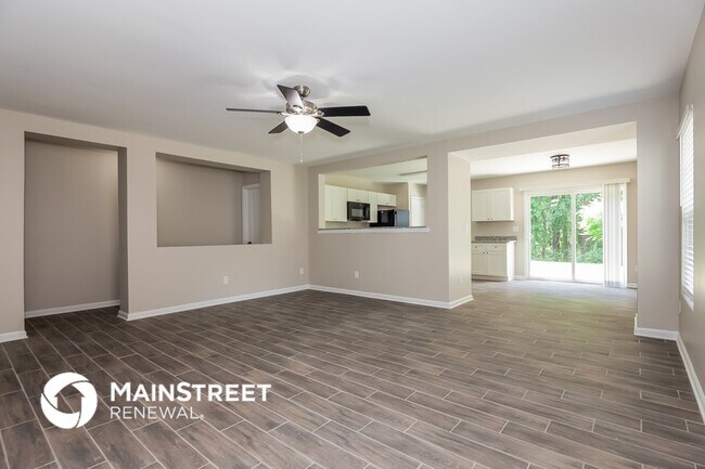 Foto del edificio - 4384 Stone Mountain Dr