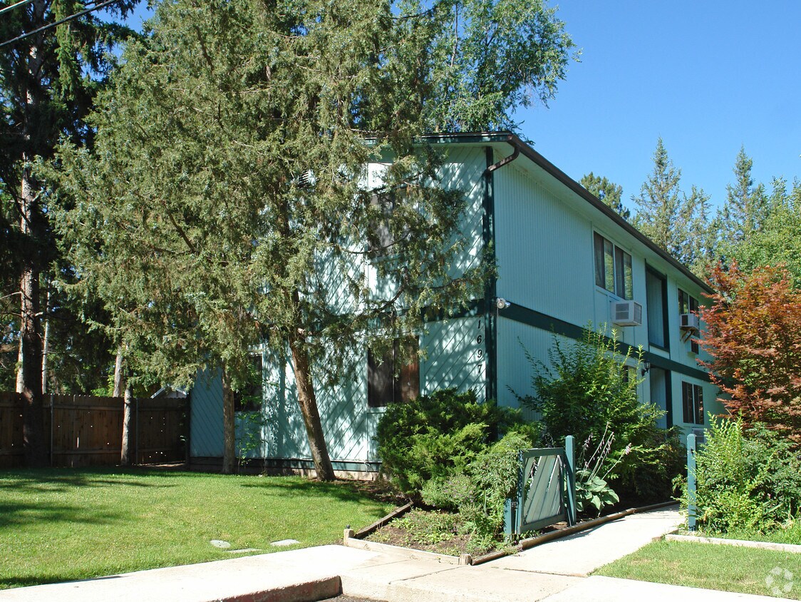 Primary Photo - 1697 S Federal Way