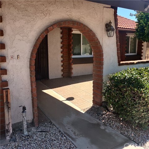 Foto del edificio - 1955 Silver Oak Way