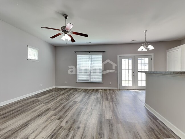 Building Photo - 15 Summer Hill Ct