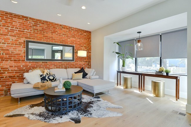 Foto del edificio - 1500 D St SE