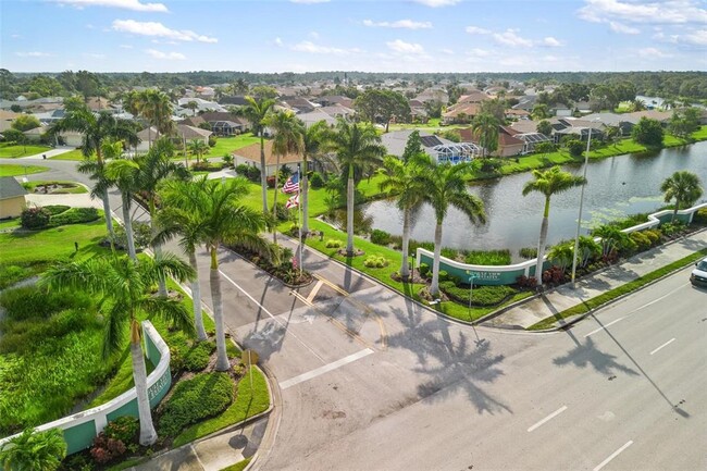 Foto del edificio - 5879 Tyler Rd