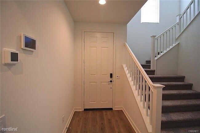 Building Photo - 3 br, 2 bath House - 23200 W Canterbury Way
