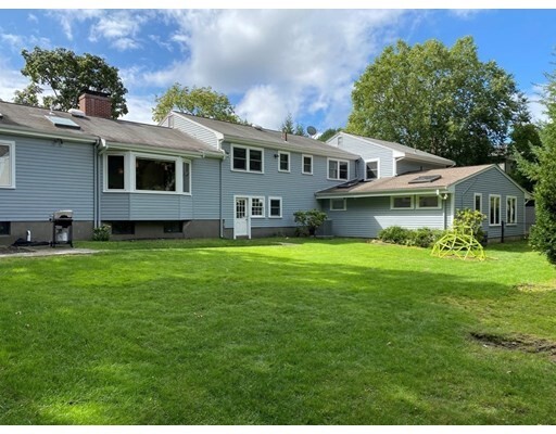 Primary Photo - 33 Oakvale Rd
