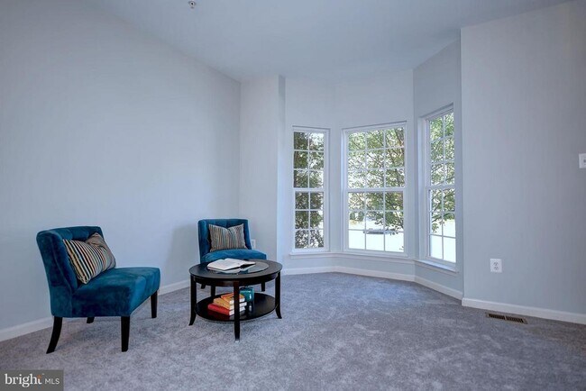 Foto del edificio - 3034 Raking Leaf Dr