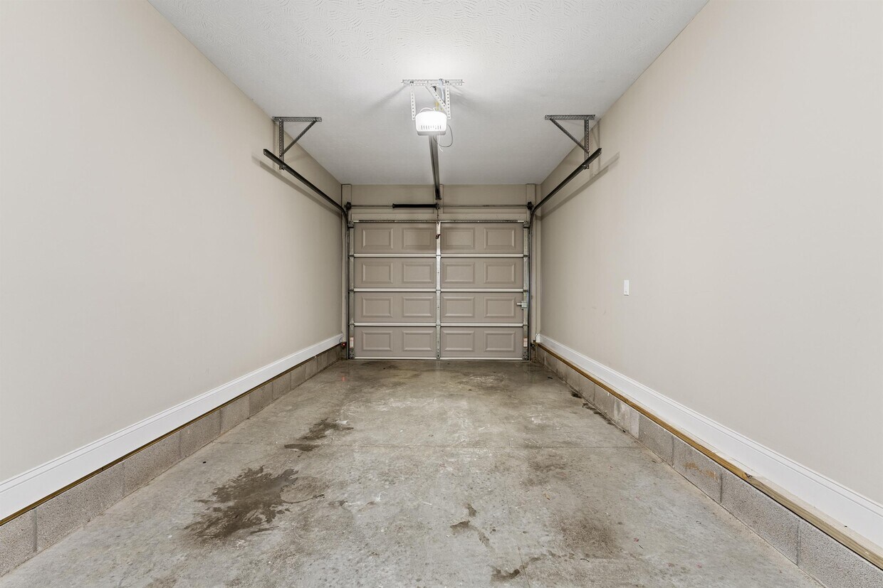 Building Photo - 267 Walnut Creek Ct